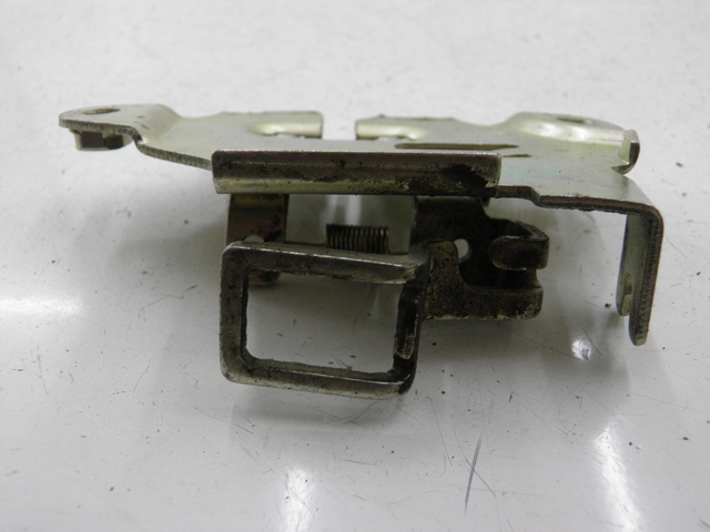 photo de SERRURE DE SELLE SYM ORBIT 2 4T 50 (2008 - 2017)