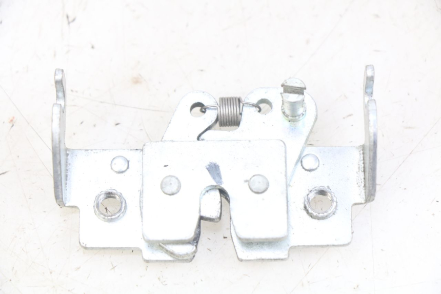 photo de SERRURE DE SELLE YAMAHA X-MAX XMAX 125 (2010 - 2014)