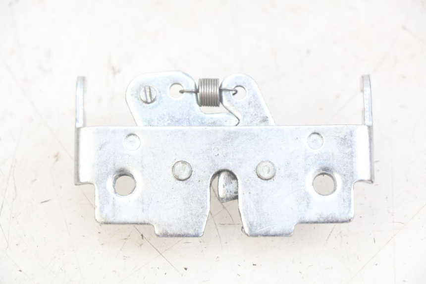 photo de SERRURE DE SELLE YAMAHA X-MAX XMAX 125 (2010 - 2014)