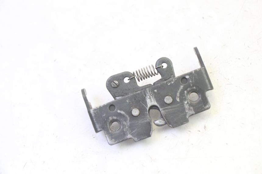 photo de SERRURE DE SELLE YAMAHA X-MAX XMAX 125 (2010 - 2014)