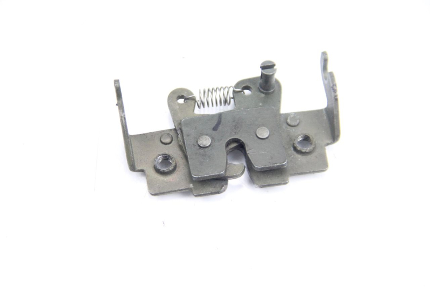 photo de SERRURE DE SELLE PIAGGIO XEVO - X EVO 125 (2007 - 2016)