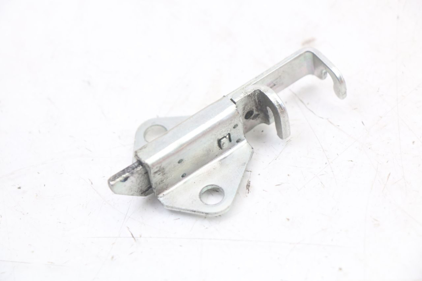 photo de SERRURE DE SELLE YAMAHA XJ6 ABS 600 (2008 - 2016)