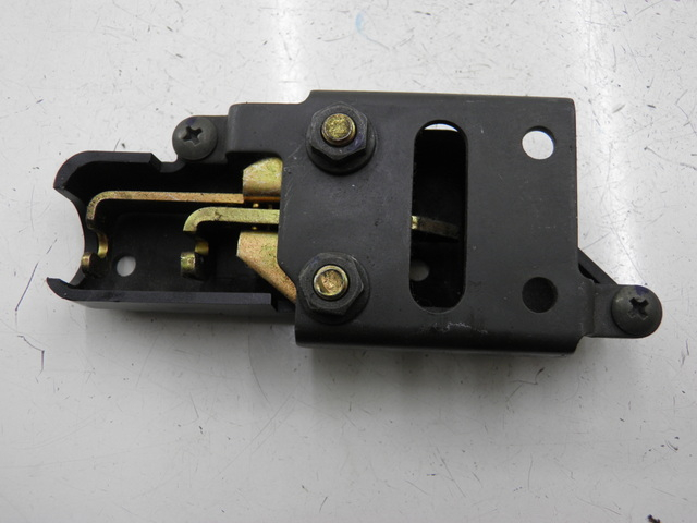 photo de SERRURE DE SELLE YAMAHA TDM 900 (2004 - 2006) - Vue principale