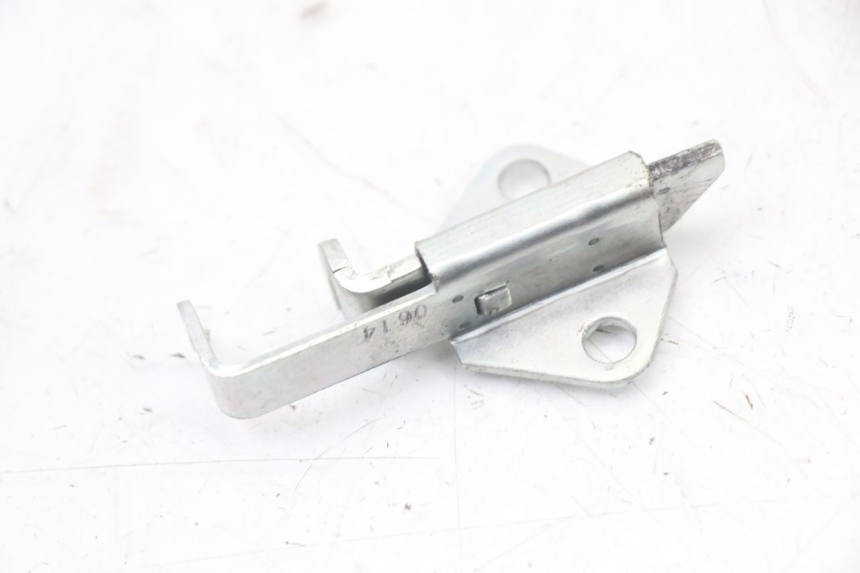 photo de SERRURE DE SELLE YAMAHA XJ6 ABS 600 (2008 - 2016)