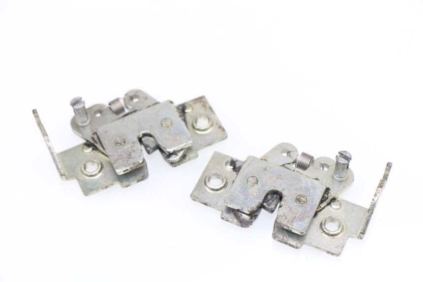 photo de SERRURE DE SELLE YAMAHA XMAX X-MAX 125 (2006 - 2009)