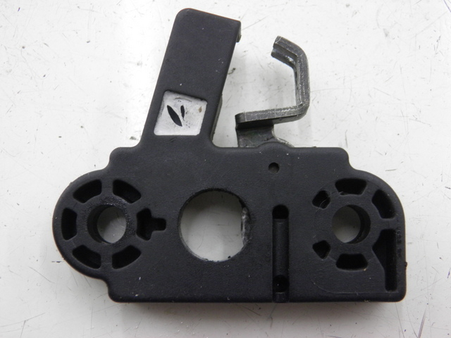 photo de SERRURE DE SELLE YAMAHA YP MAJESTY 125 (1998 - 2001)