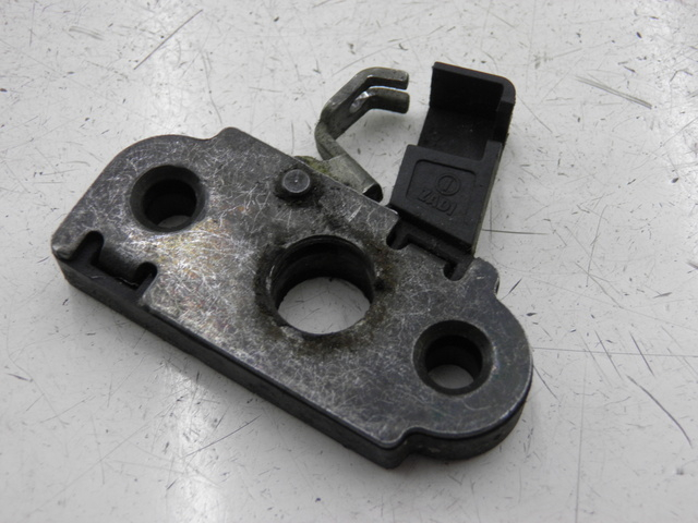 photo de SERRURE DE SELLE YAMAHA YP MAJESTY 125 (2002 - 2006)