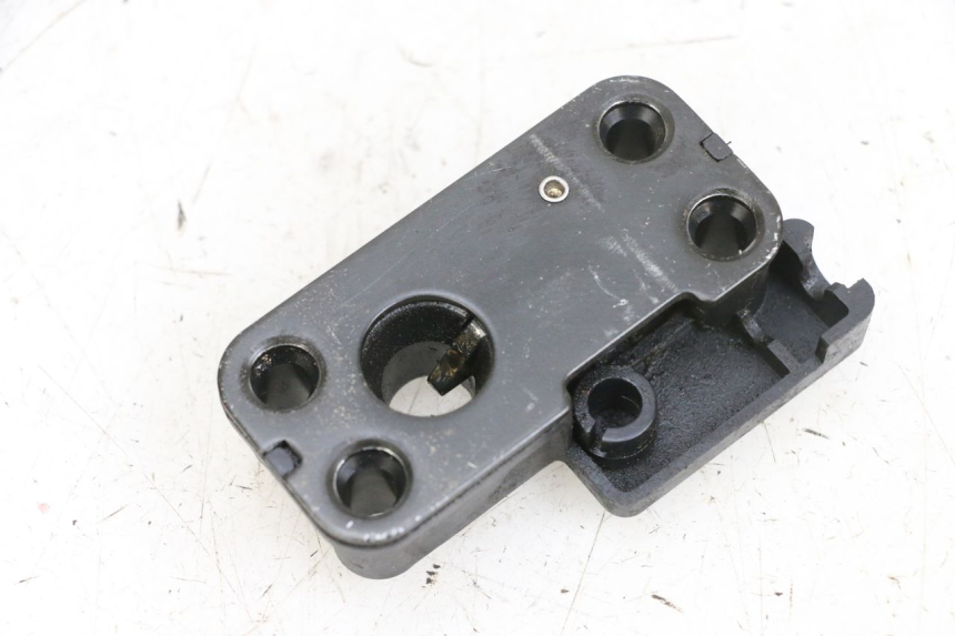 photo de SERRURE DE SELLE KAWASAKI ZR 7 750 (1999 - 2001) - Vue principale