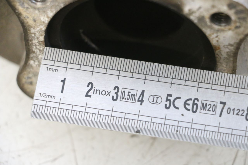 photo de SILENCIEUX SUZUKI GSXR GSX-R 1000 (2003 - 2004) - Points de fixation