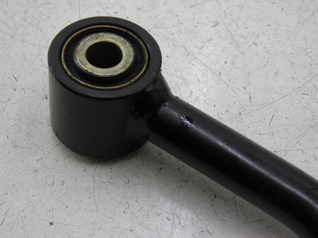 photo de SILENT BLOC MOTEUR PIAGGIO XEVO 400 (2007) - Détail de la pièce