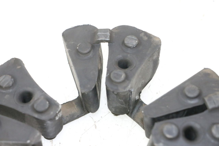 photo de SILENTBLOC COURONNE TRIUMPH SPRINT 900 (1995 - 1998)