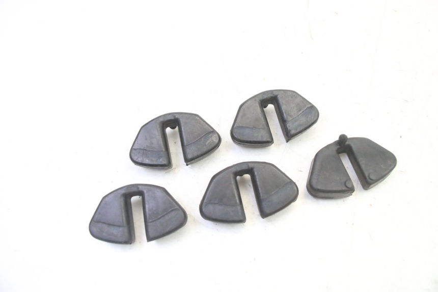 photo de SILENTBLOC COURONNE SUZUKI SV S 650 (2003 - 2009) - Autre angle de vue