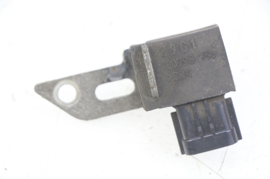 photo de SONDE PRESSION AIR SUZUKI BURGMAN 125 (2007 - 2014)