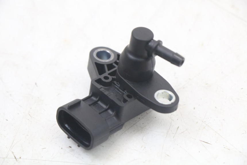 photo de SONDE PRESSION AIR ROYAL ENFIELD CONTINENTAL GT 650 (2019 - 2024)