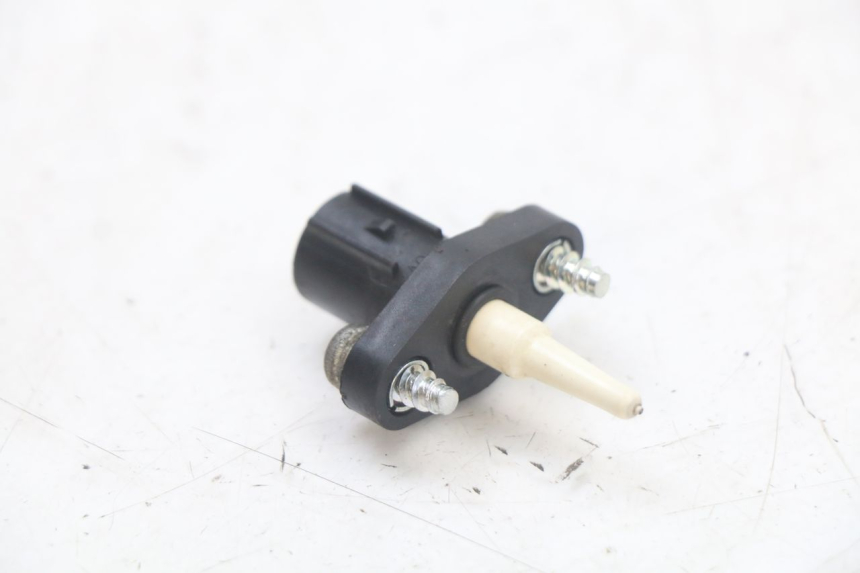 photo de SONDE PRESSION AIR SUZUKI GSR 750 (2011 - 2017)