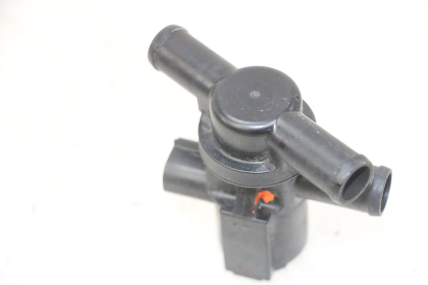 photo de SONDE PRESSION AIR YAMAHA XJ6 ABS 600 (2008 - 2016)
