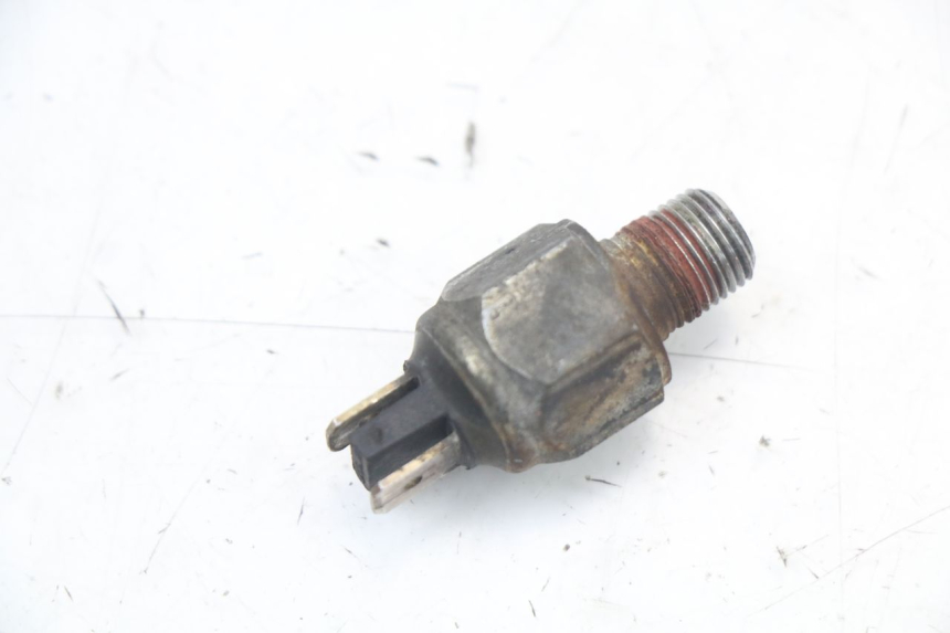 photo de SONDE PRESSION HUILE FREIN HARLEY DAVIDSON SPORTSTER XL CUSTOM 883 (1999 - 2006)