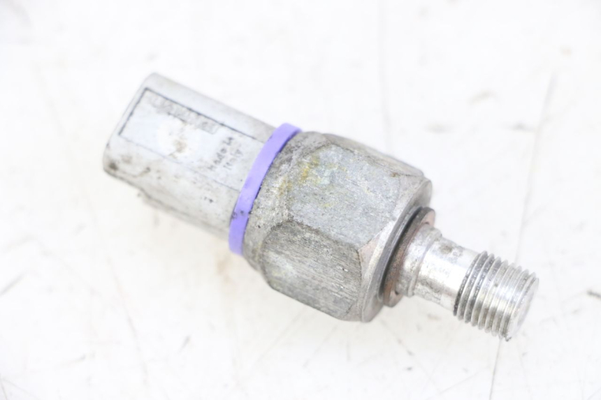 photo de SONDE PRESSION HUILE FREIN PIAGGIO MP3 LT 300 (2010 - 2016)
