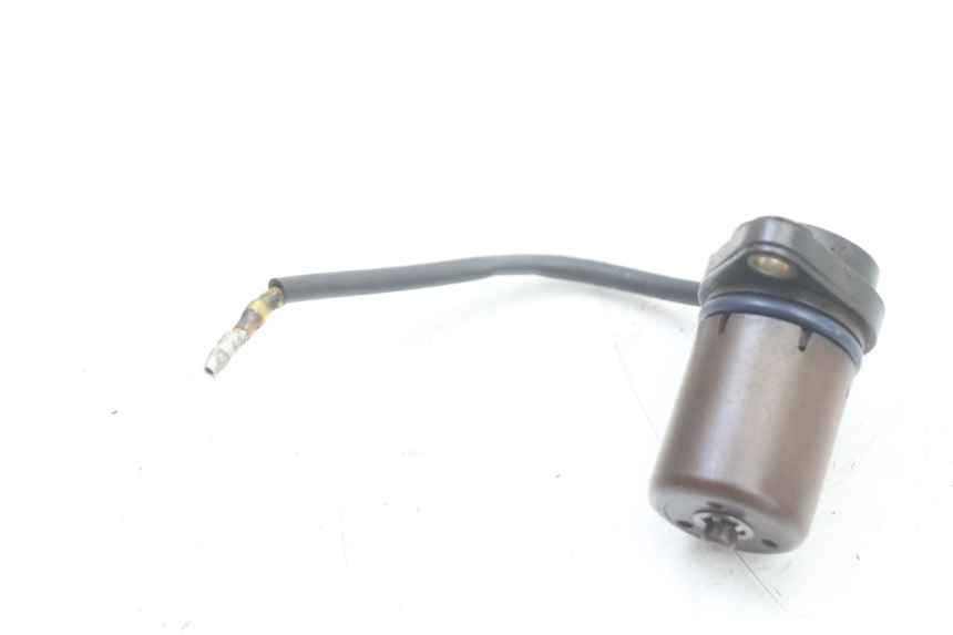 photo de SONDE PRESSION D'HUILE YAMAHA FZS FAZER 600 (2001 - 2003)