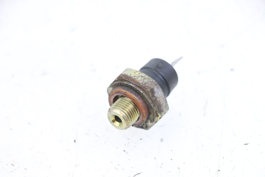 photo de SONDE PRESSION D'HUILE PIAGGIO VESPA GRANTURISMO 200 (2004 - 2005)