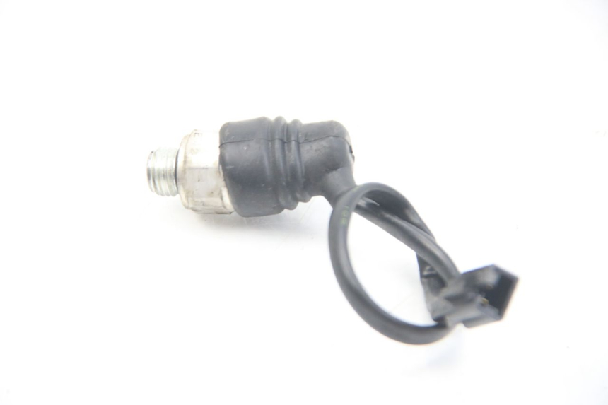 photo de SONDE PRESSION D'HUILE SUZUKI SV S 650 (1999 - 2002)