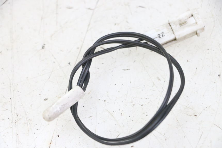 photo de SONDE TEMPERATURE EXTERIEURE PEUGEOT SATELIS 125 (2013 - 2018)