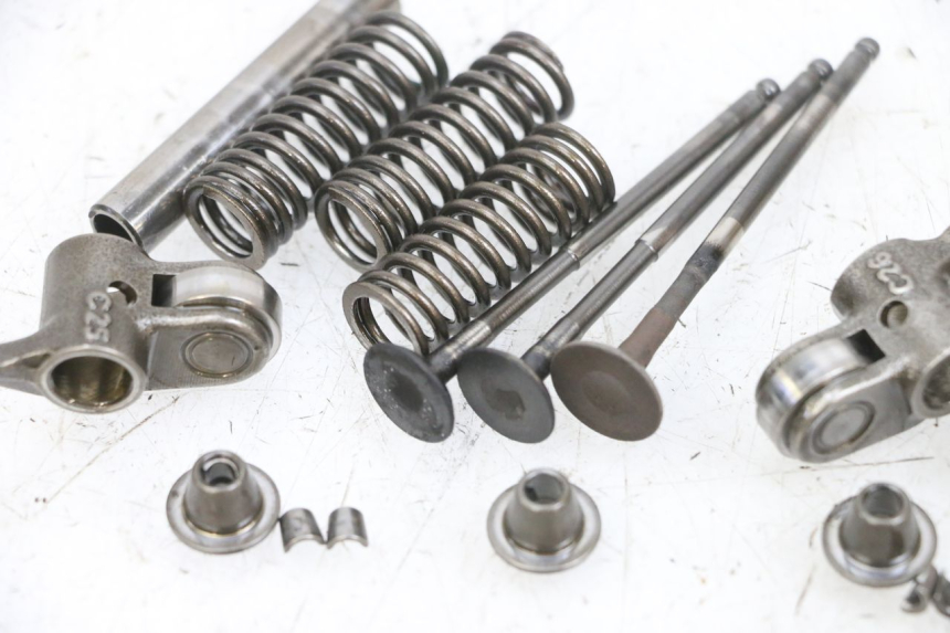 photo de SOUPAPE YAMAHA NEOS NEO'S 4T 50 (2008 - 2016) - Détail de la pièce