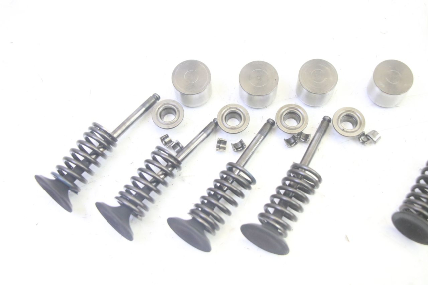 photo de SOUPAPE YAMAHA TDM ABS 900 (2002 - 2014) - Détail de la pièce