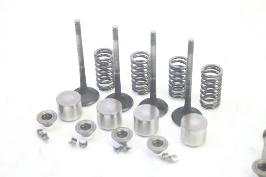 photo de SOUPAPE YAMAHA TDM ABS 900 (2002 - 2014) - État de surface