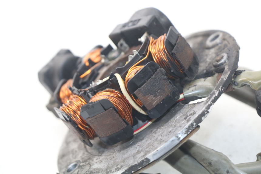 photo de STATOR YAMAHA BW'S 50 (1999 - 2003) - Vue d’ensemble