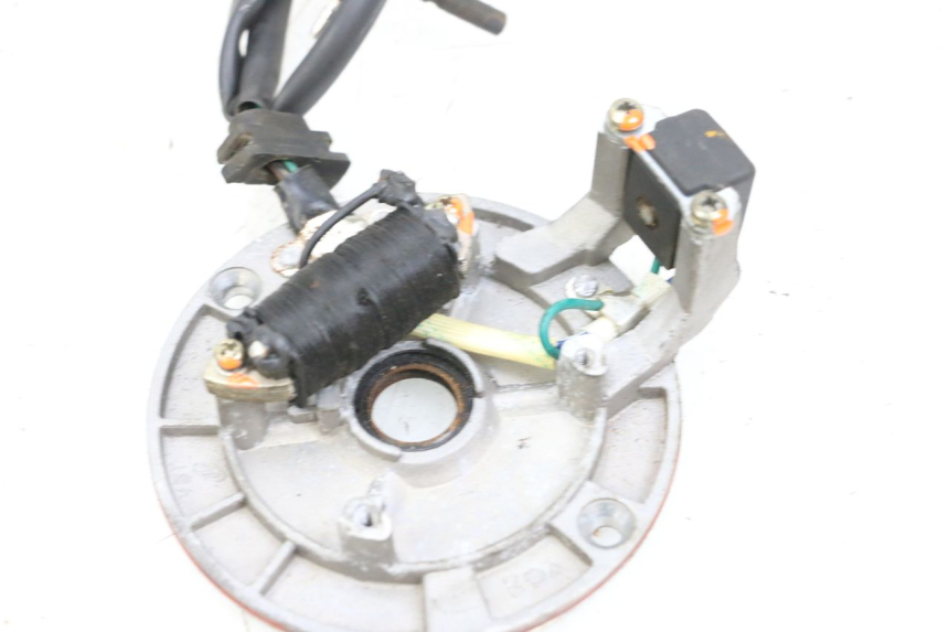 photo de STATOR CCR DIRT BIKE 125 - Gros plan technique