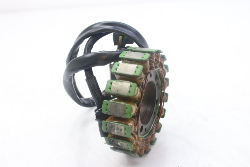 photo de STATOR YAMAHA FZS FAZER 600 (1998 - 2001)