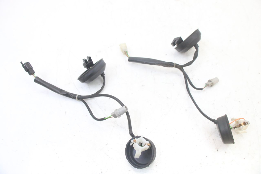 photo de SUPPORT AMPOULE PEUGEOT SATELIS COMPRESSOR K15 125 (2006 - 2009)