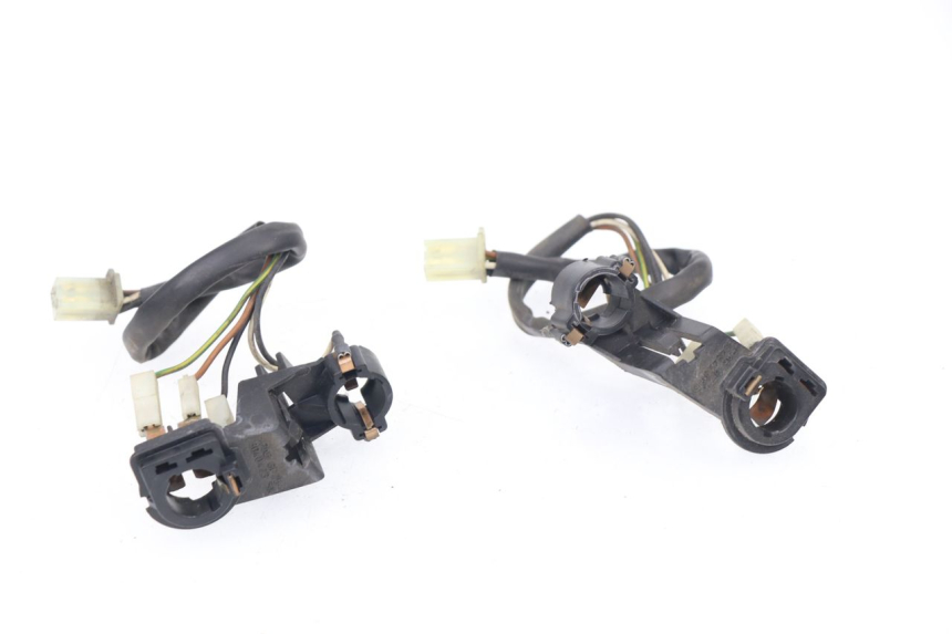 photo de SUPPORT AMPOULE YAMAHA XMAX X-MAX 125 (2006 - 2009)