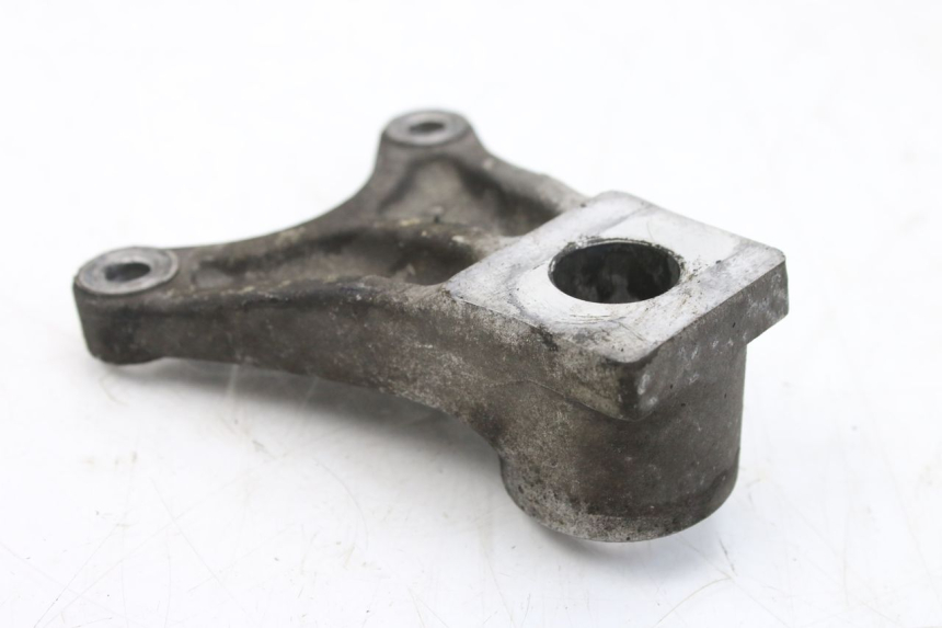 photo de SUPPORT ETRIER FREIN ARRIERE SUZUKI GSF S BANDIT 600 (2000 - 2004)