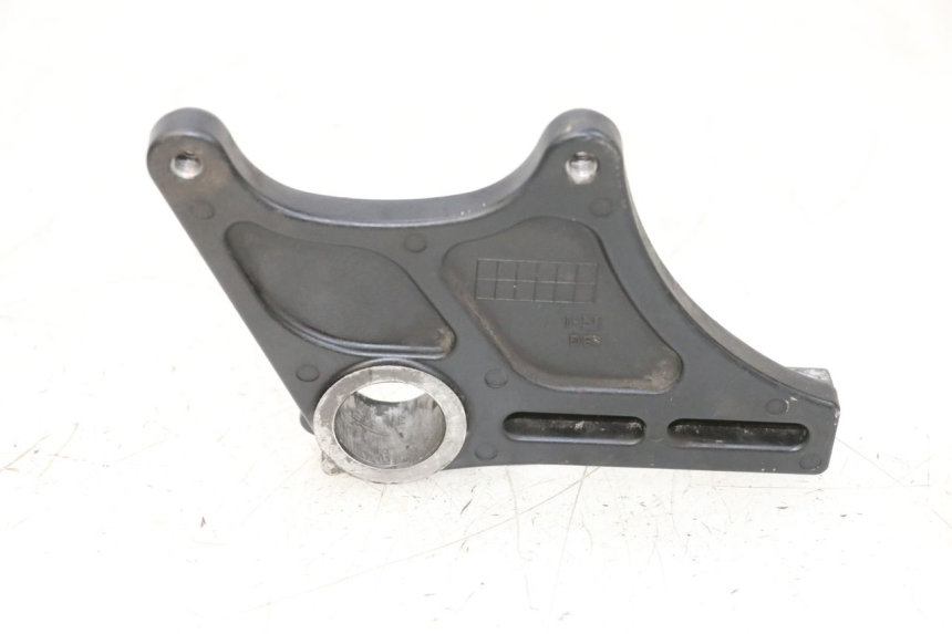 photo de SUPPORT ETRIER FREIN ARRIERE SUZUKI GSXR GSX-R 1000 (2003 - 2004) - Zoom état d’usage