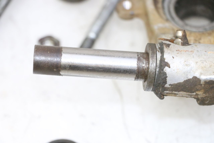 photo de SUPPORT ETRIER FREIN ARRIERE YAMAHA YFM GRIZZLY 550 (2008 - 2015)