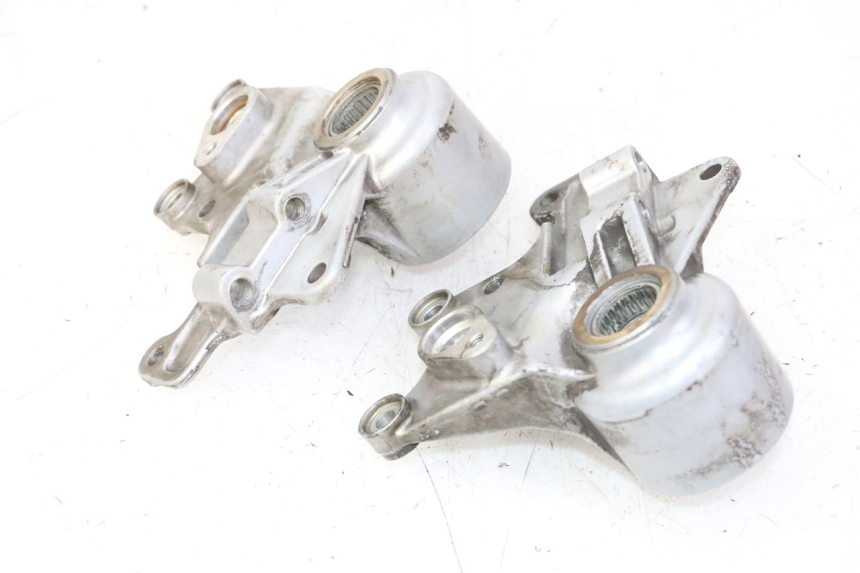 photo de SUPPORT ETRIER FREIN AVANT PIAGGIO MP3 500 (2011 - 2015)