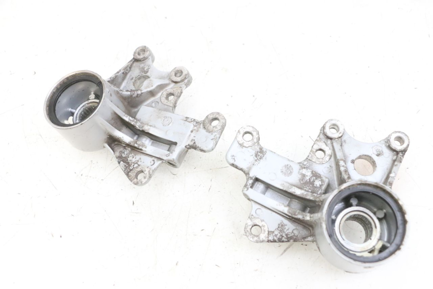 photo de SUPPORT ETRIER FREIN AVANT PIAGGIO MP3 RL 250 (2007 - 2010) - Vue principale