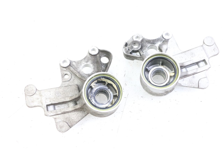 photo de SUPPORT ETRIER FREIN AVANT PIAGGIO MP3 500 (2014 - 2016)