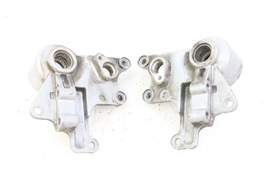 photo de SUPPORT ETRIER FREIN AVANT PIAGGIO MP3 125 (2006 - 2014)