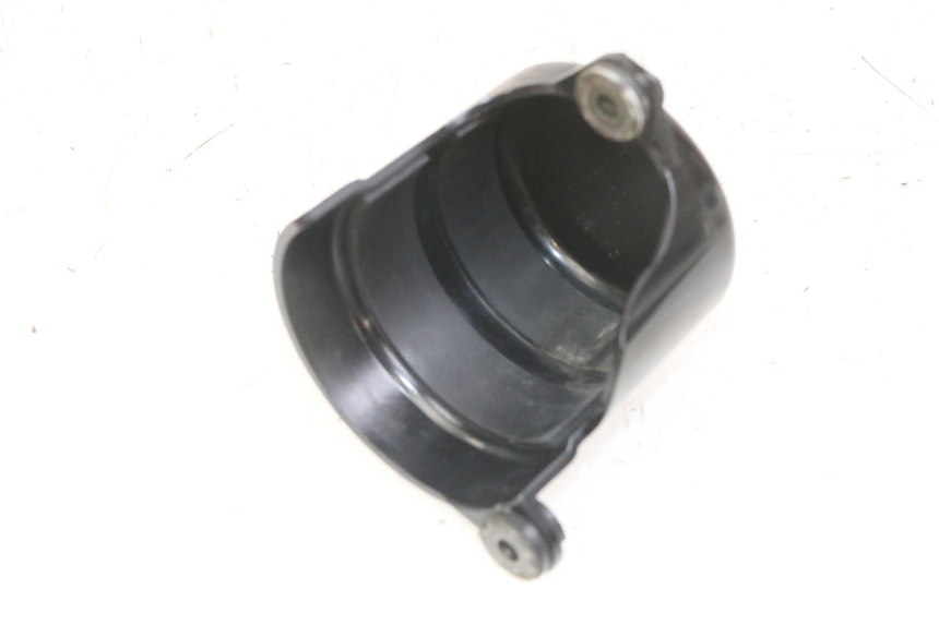 photo de SUPPORT FILTRE HUILE HONDA CB R 1000 (2018 - 2023)