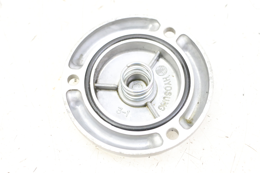 photo de SUPPORT FILTRE HUILE HYOSUNG GTR 125 (2006 - 2008)