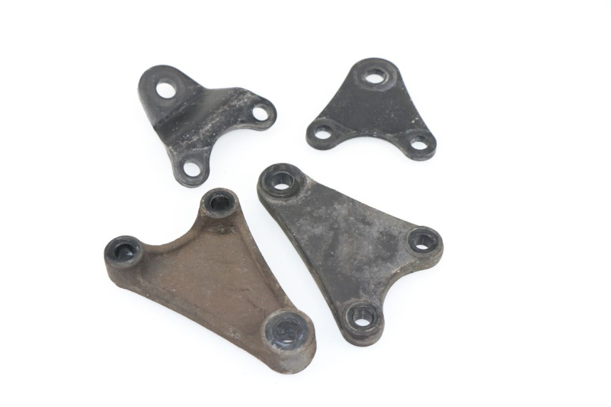 photo de SUPPORT MOTEUR HONDA CBF N 600 (2008 - 2010)