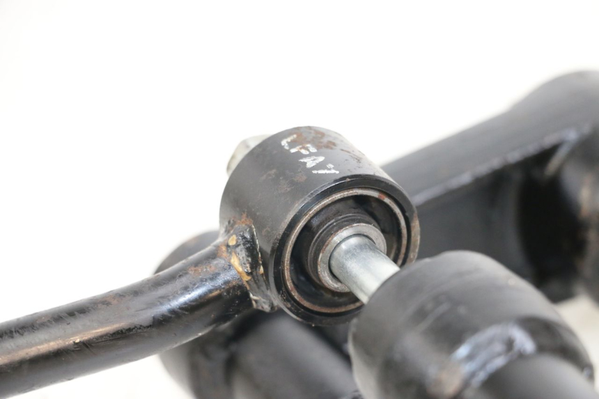 photo de SUPPORT MOTEUR KYMCO DINK STREET 125 (2009 - 2014)