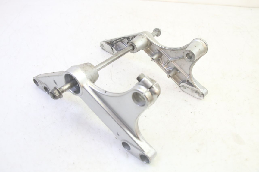 photo de SUPPORT MOTEUR SUZUKI DL V STROM 1000 (2002 - 2007) - Détail de la pièce