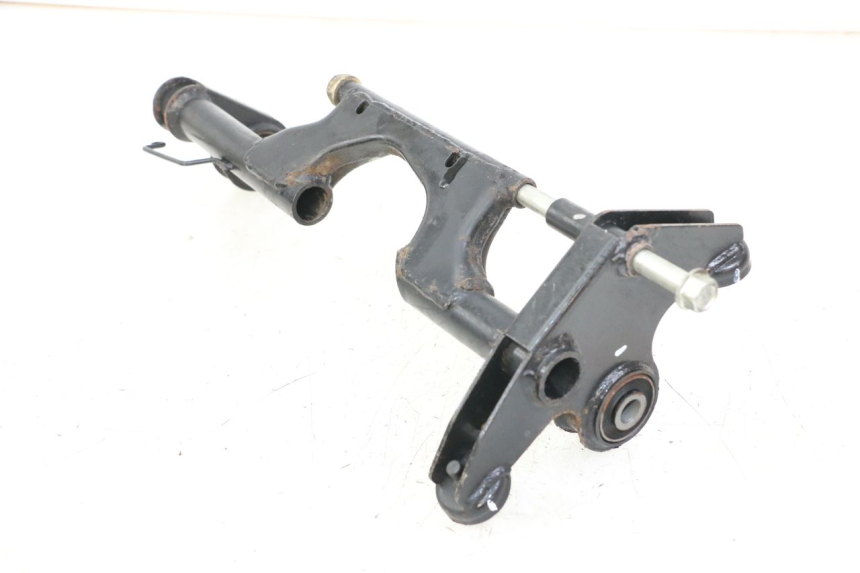 photo de SUPPORT MOTEUR KYMCO GRAND DINK 125 (2008 - 2014)