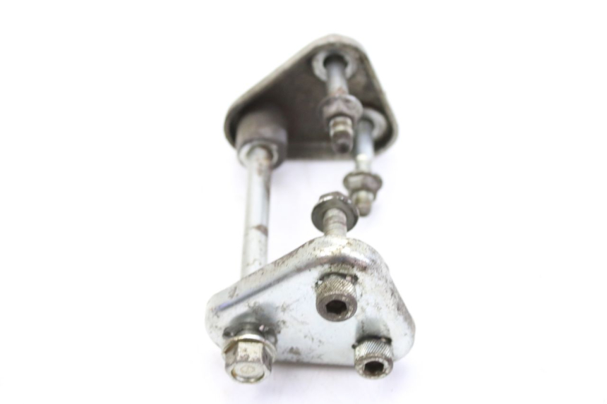 photo de SUPPORT MOTEUR SYM HUSKY 125 (1999 - 2005)