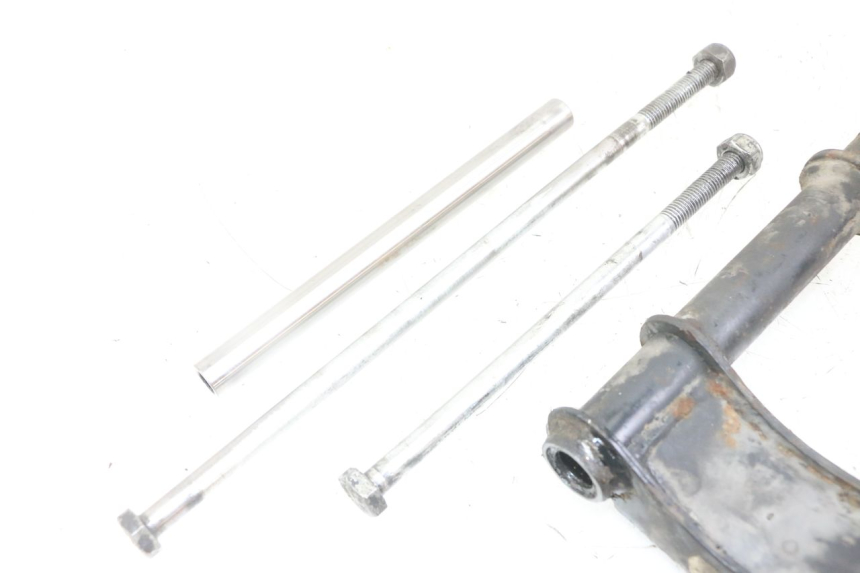 photo de SUPPORT MOTEUR PIAGGIO IE MP3 YOURBAN 300 (2011 - 2016)