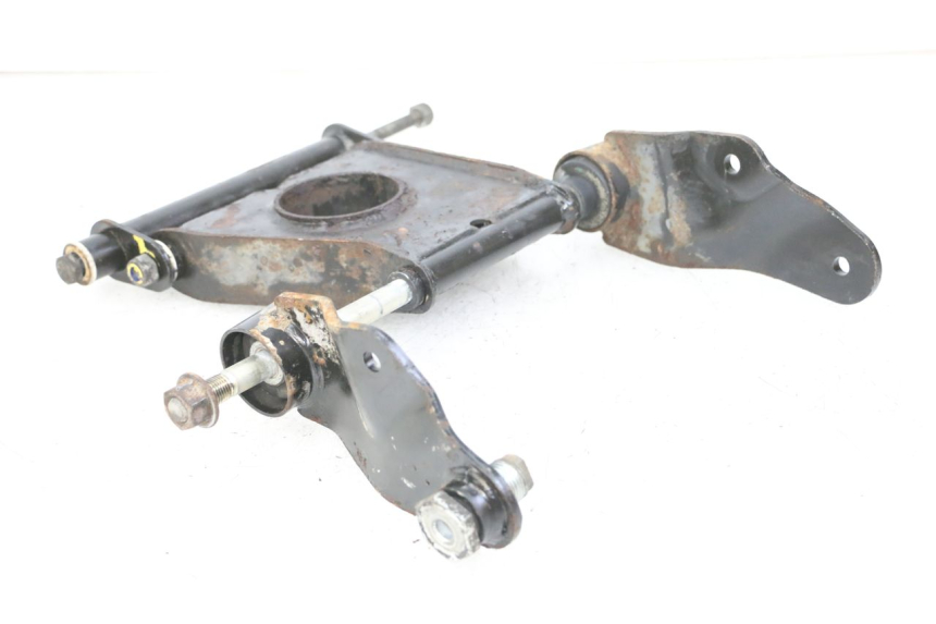 photo de SUPPORT MOTEUR PIAGGIO MP3 LT 400 (2007 - 2012) - Autre angle de vue